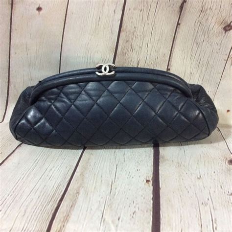 chanel hard clutch